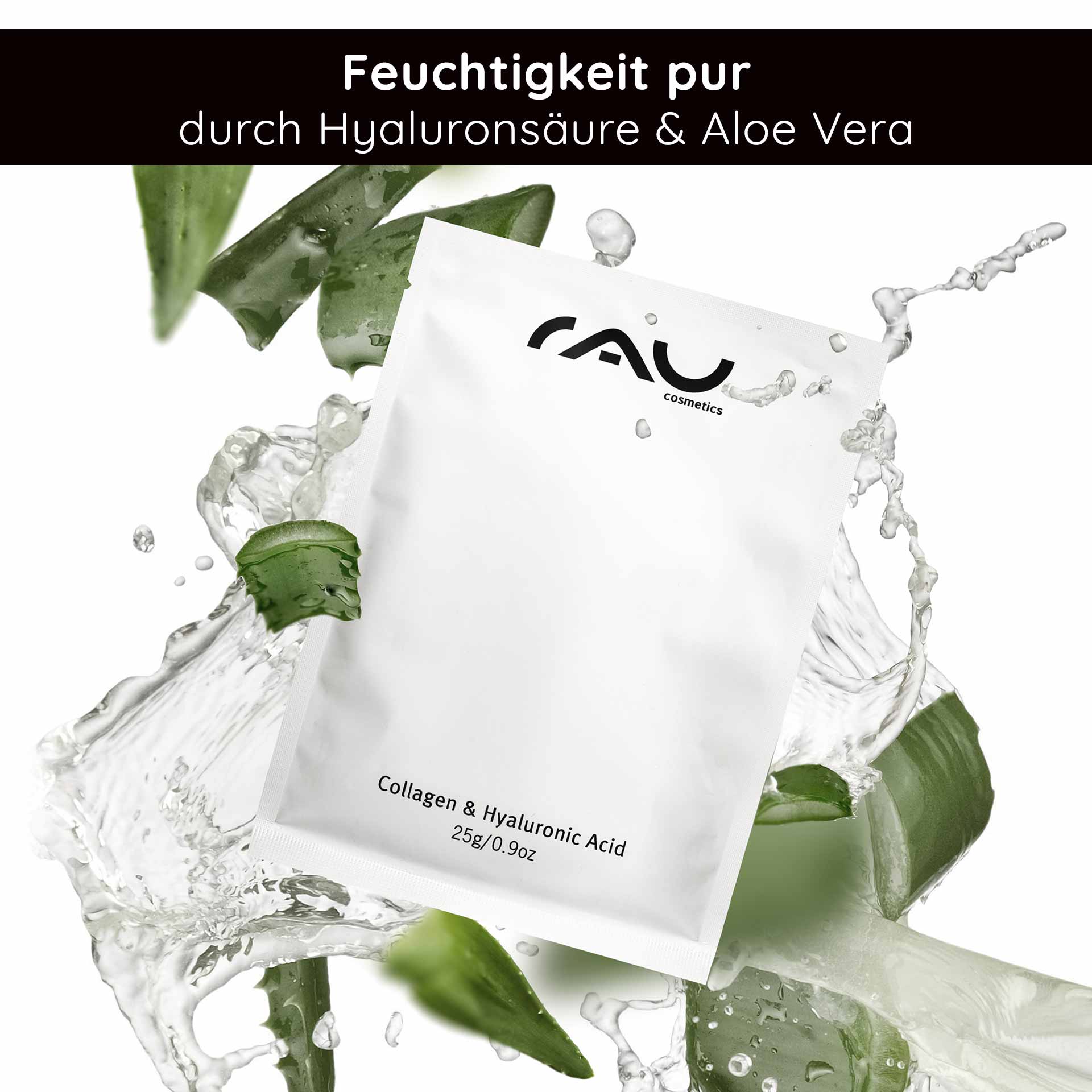 Collagen & Hyaluronic Acid Mask Masque en non-tissé avec panthénol Verpackung der Collagen- und Hyaluronsäure-Maske mit RAU Cosmetics-Logo, umgeben von Aloe-Vera-Blättern und Wasserspritzern, die die intensive Feuchtigkeitsversorgung und die Anti-Aging-Vorteile betonen.